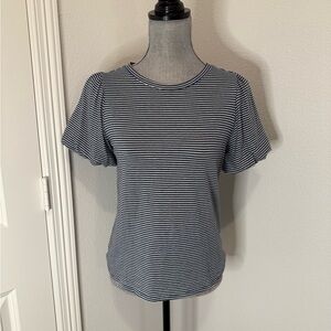 Lauren Conrad Balloon Sleeve Tee | M